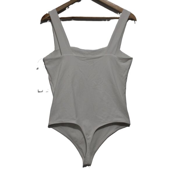 Womens Abercrombie & Fitch Soft AF White Sleeveless Tank Bodysuit Size Large NWT - Picture 2 of 8